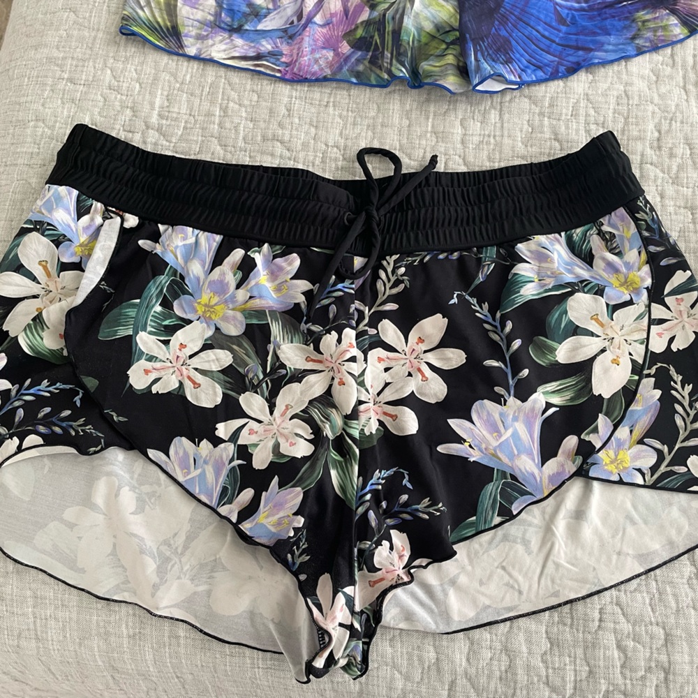 Athleta Brief Lined Swim Shorts Black Tropical Drawstring M